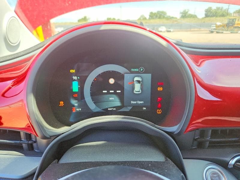 2024 FIAT 500 E RED 9