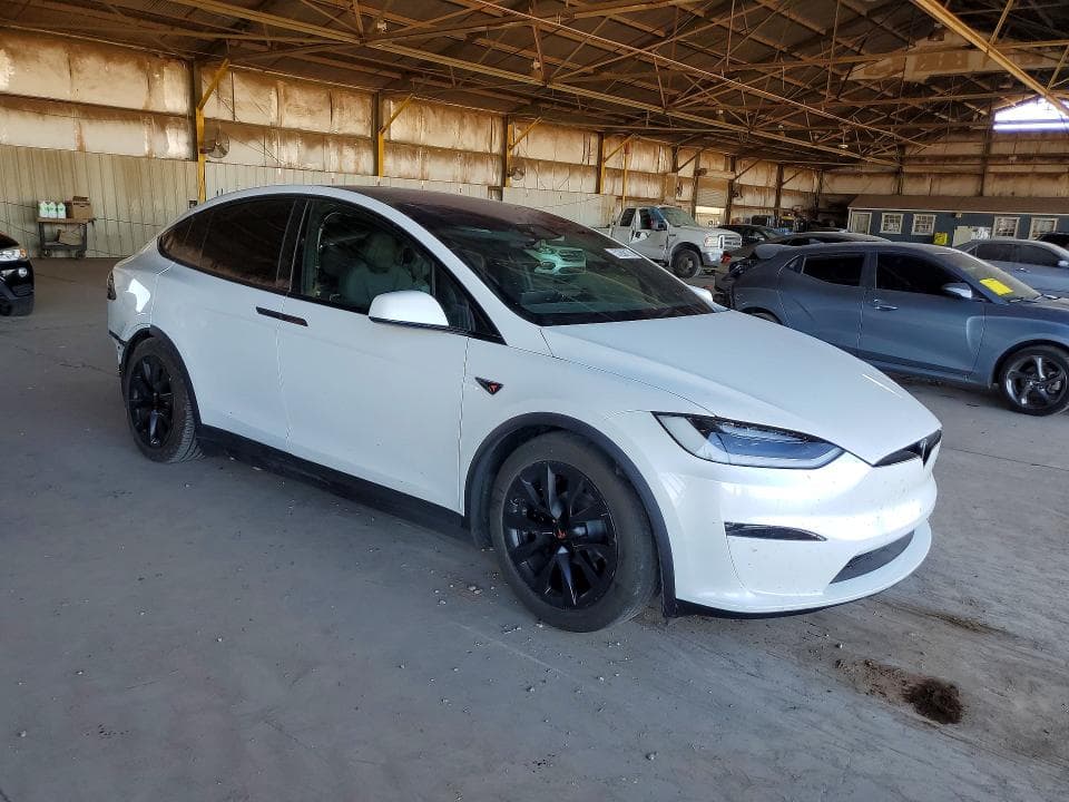 2023 TESLA MODEL X 4