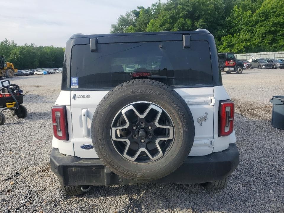 2024 FORD BRONCO OUTER BANKS 6