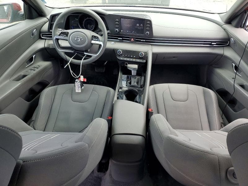 2023 HYUNDAI ELANTRA BLUE 8