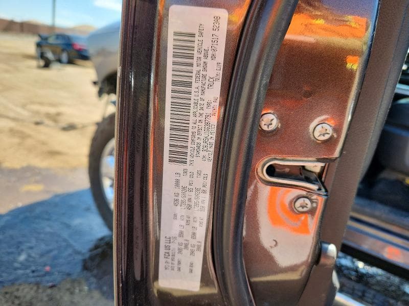 2016 RAM 2500 LARAMIE 13