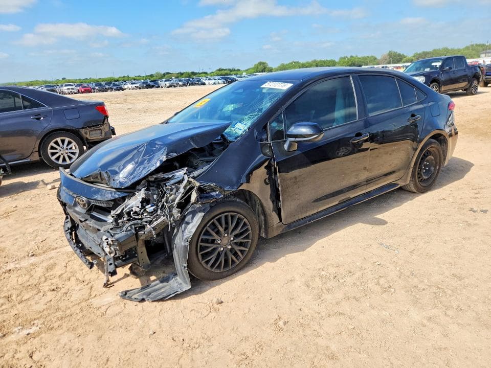 2024 TOYOTA COROLLA LE 1