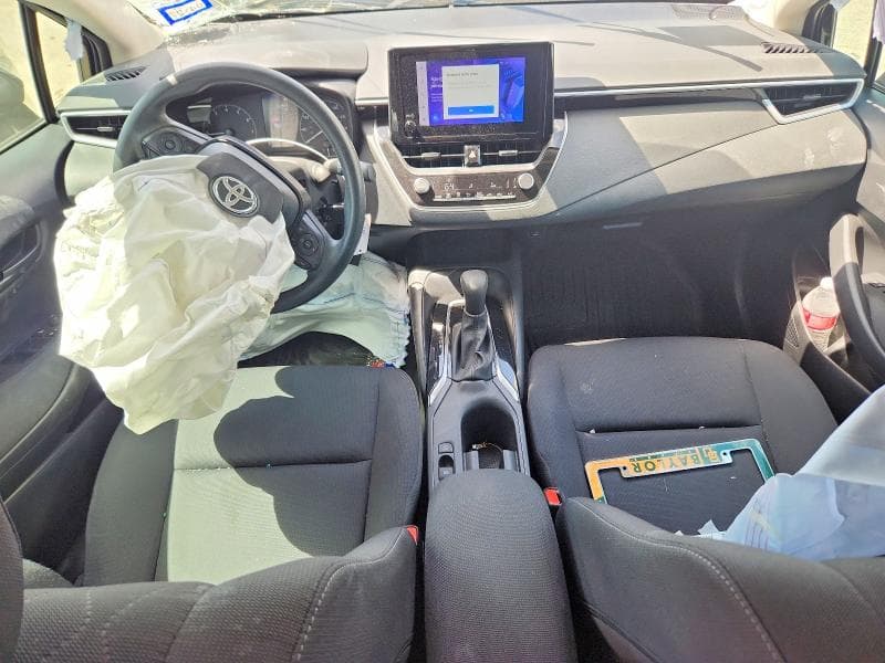 2024 TOYOTA COROLLA LE 8