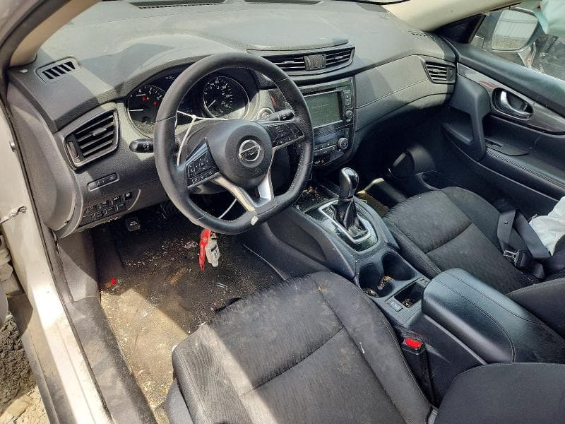 2019 NISSAN ROGUE SV 8