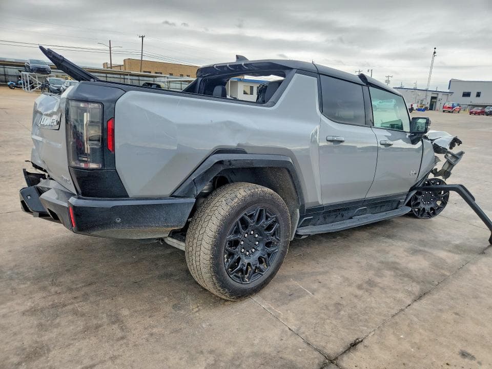 2025 GMC HUMMER PICKUP 2X 3