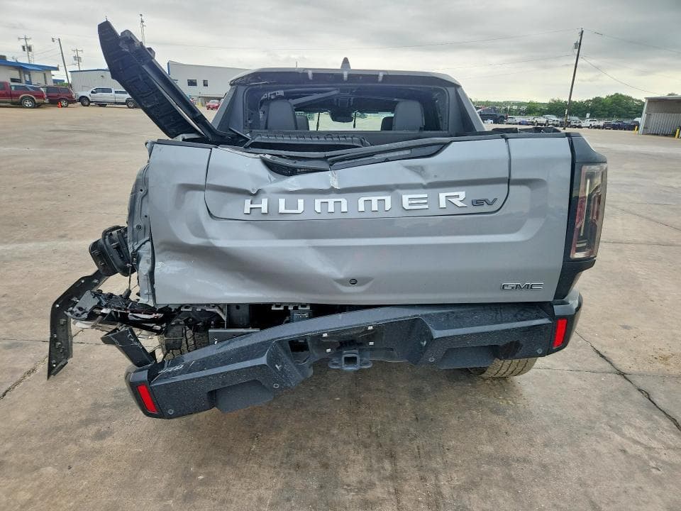 2025 GMC HUMMER PICKUP 2X 6