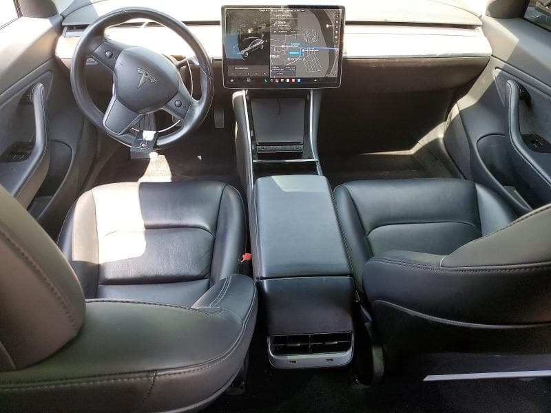 2018 TESLA MODEL 3 8