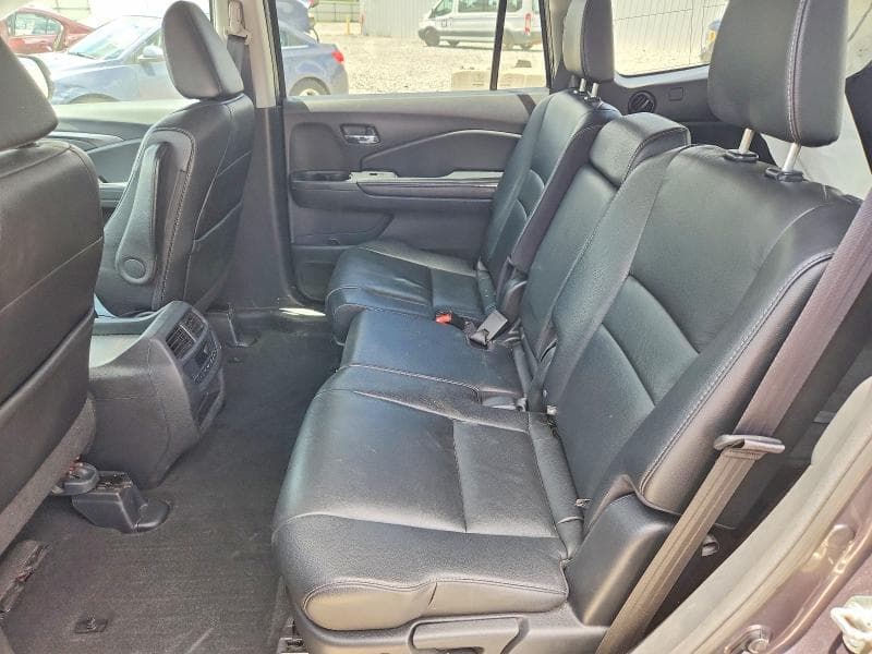 2017 HONDA PILOT EXL 11