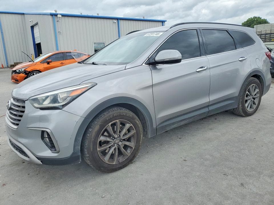 2018 HYUNDAI SANTA FE SE - 1