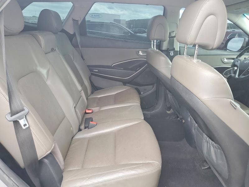 2018 HYUNDAI SANTA FE SE 11