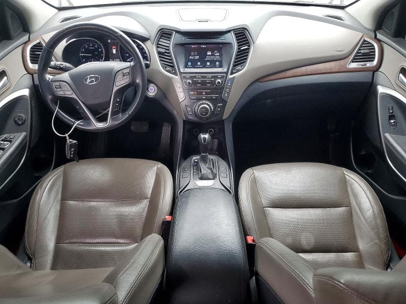 2018 HYUNDAI SANTA FE SE 8