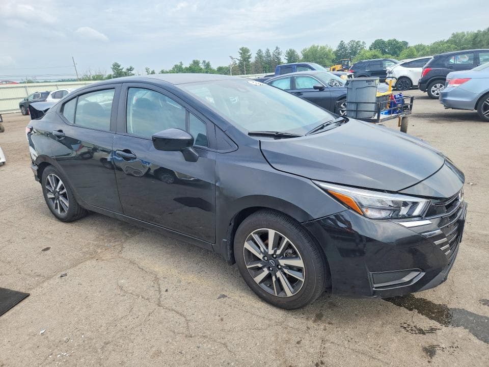 2025 NISSAN VERSA SV 4