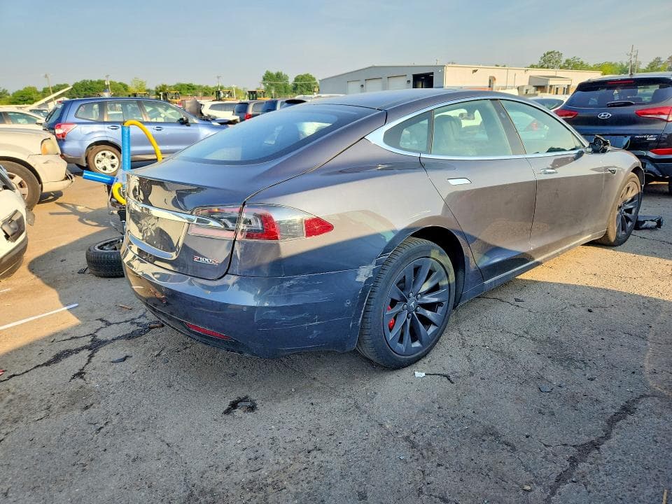 2018 TESLA MODEL S 3