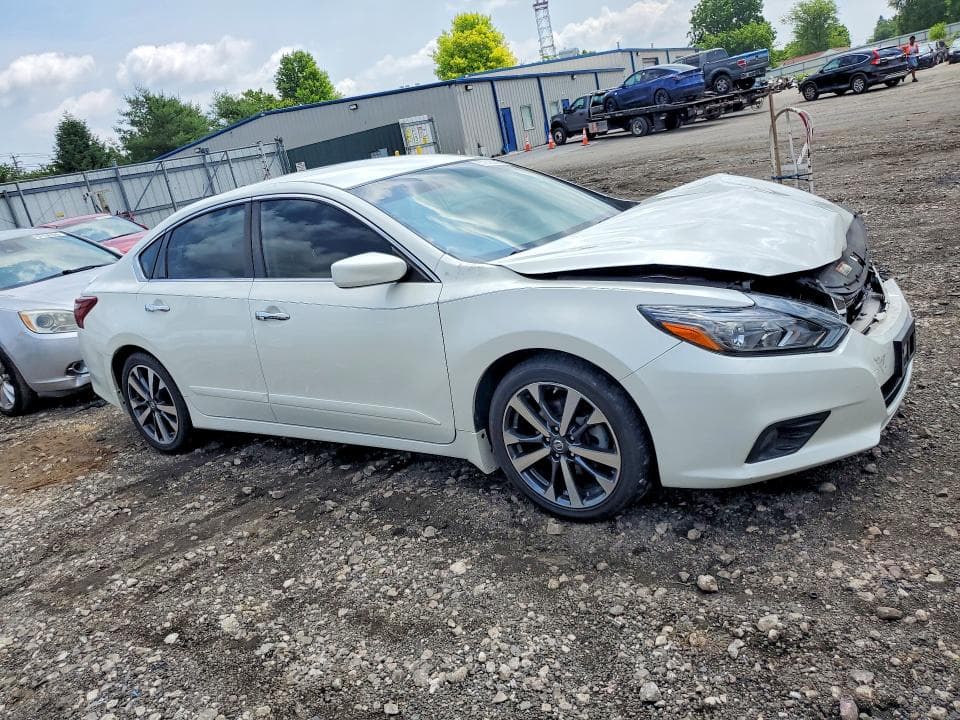 2017 NISSAN ALTIMA 2.5 SR 4