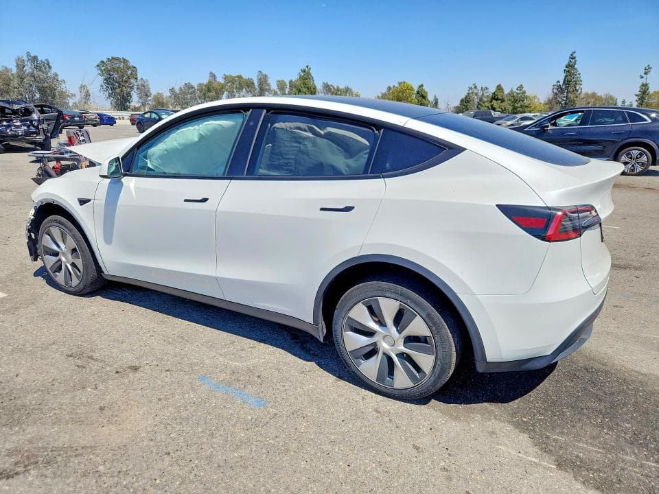 2023 TESLA MODEL Y 2