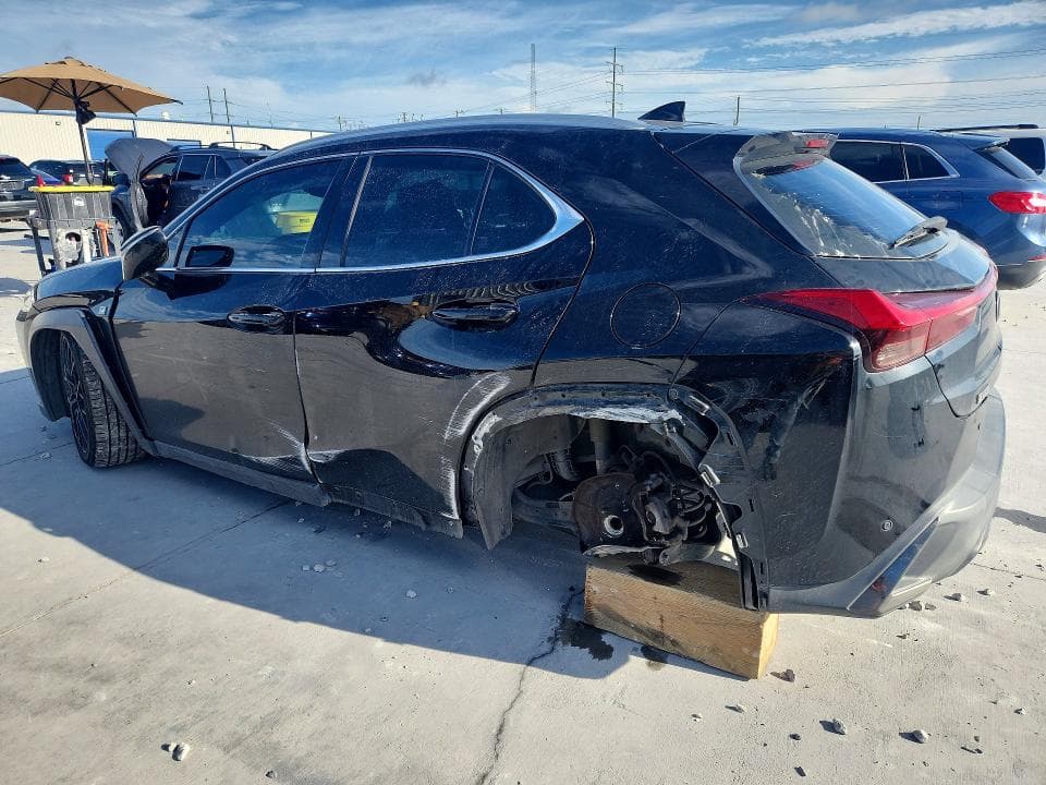 2019 LEXUS UX 200 200 2
