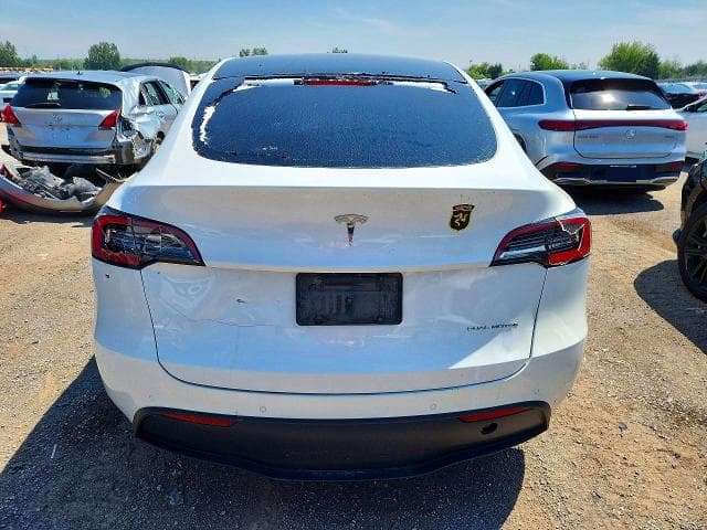 2021 TESLA MODEL Y 6