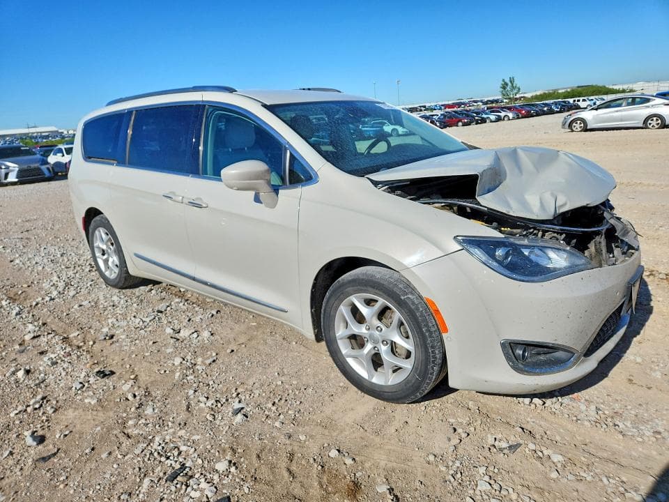 2017 CHRYSLER PACIFICA TOURING L PLUS TOURING L PLUS 4