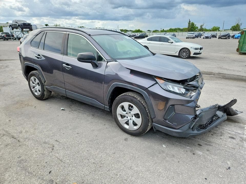 2019 TOYOTA RAV4 LE 4