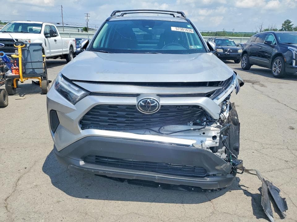 2025 TOYOTA RAV4 HYBRID XLE 5