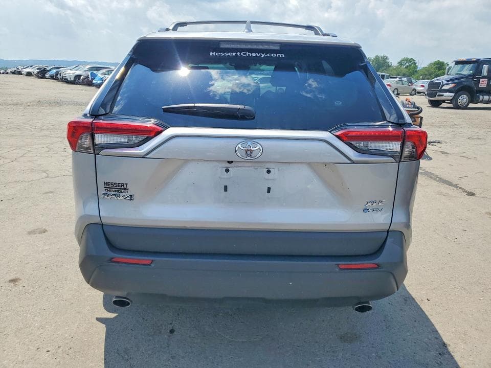 2025 TOYOTA RAV4 HYBRID XLE 6