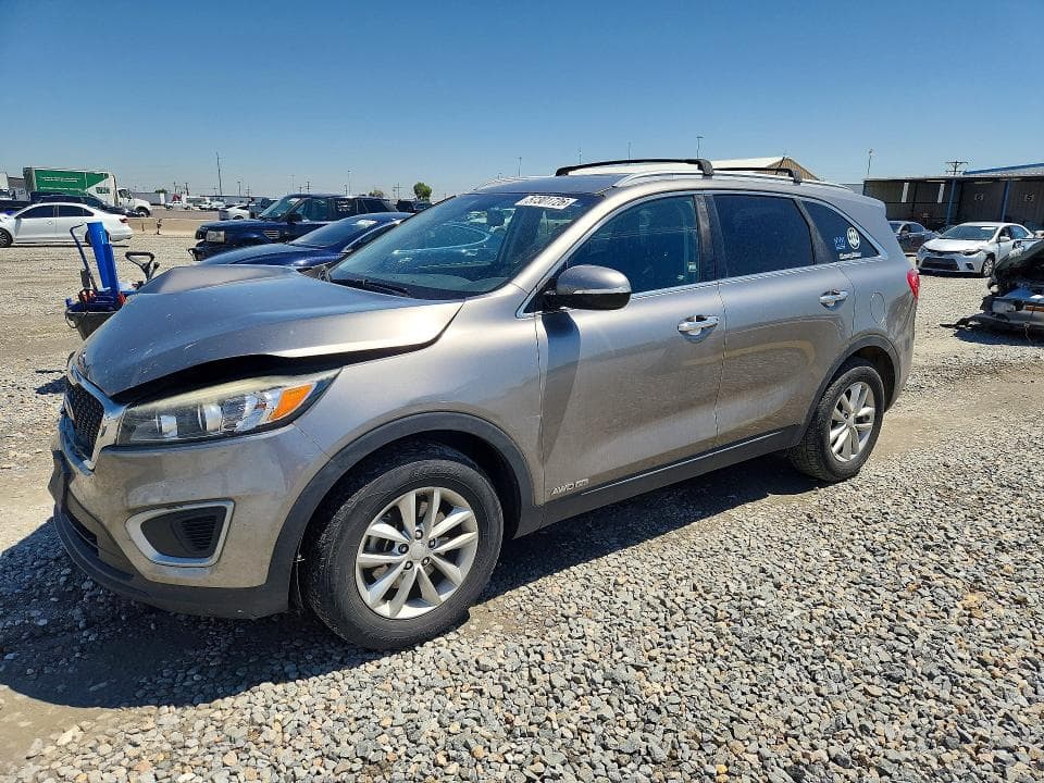 2017 KIA SORENTO LX V6 - 1