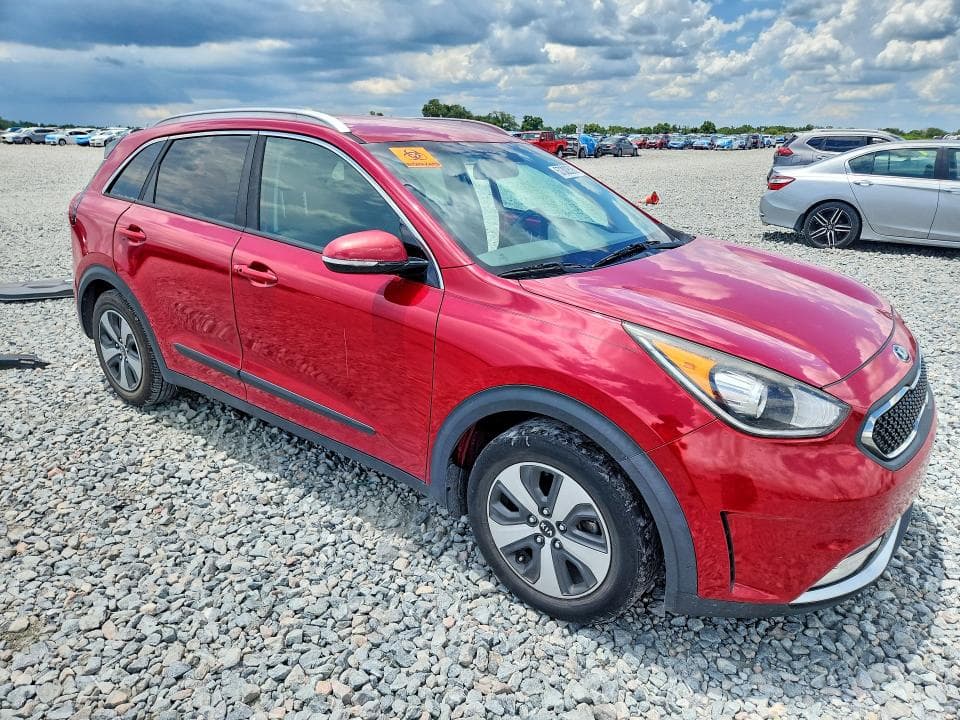 2017 KIA NIRO EX 4