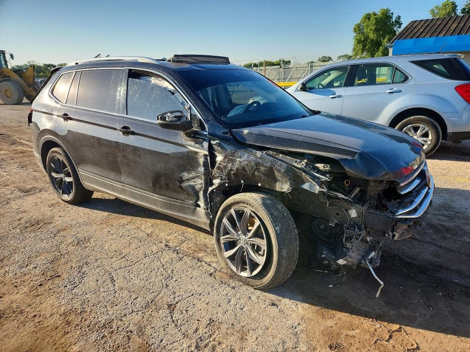 2022 VOLKSWAGEN TIGUAN SE 4