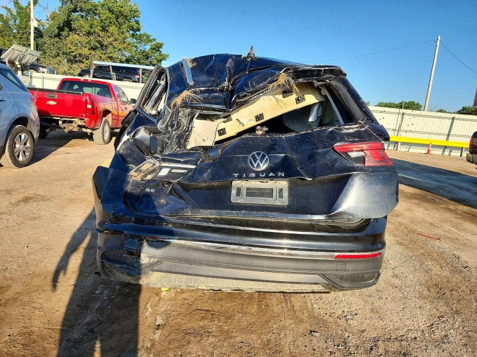 2022 VOLKSWAGEN TIGUAN SE 6