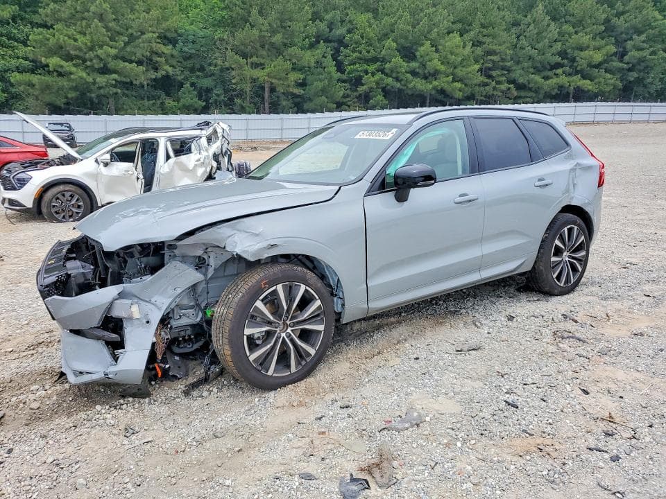 2025 VOLVO XC60 PLUS - 1
