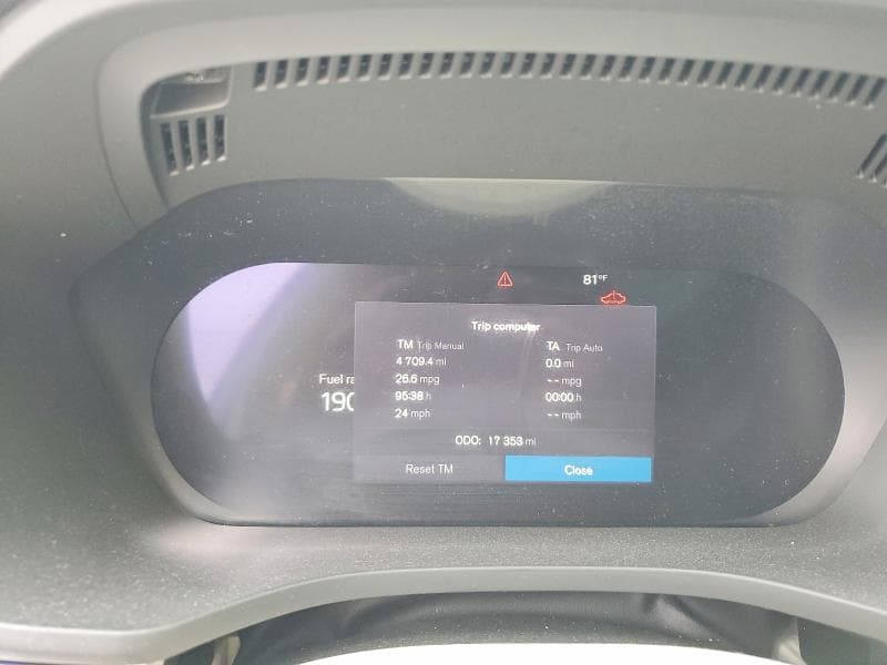 2025 VOLVO XC60 PLUS 9