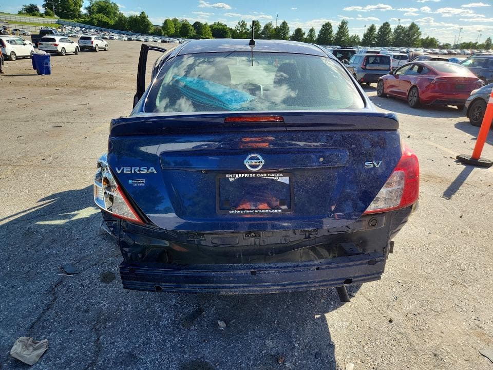 2019 NISSAN VERSA S S 6
