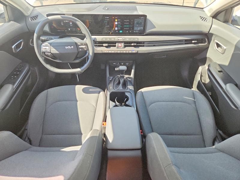 2025 KIA K4 LXS LXS 8