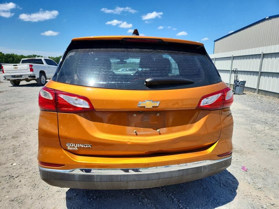 2018 CHEVROLET EQUINOX LS 6