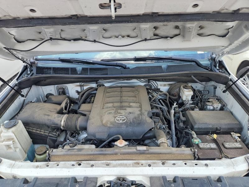 2021 TOYOTA TUNDRA SR 11