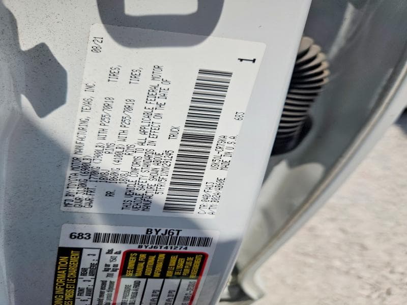 2021 TOYOTA TUNDRA SR 12
