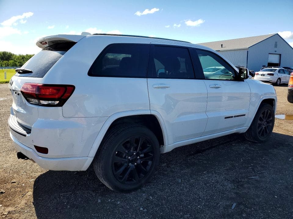 2018 JEEP GRAND CHEROKEE LAREDO 3