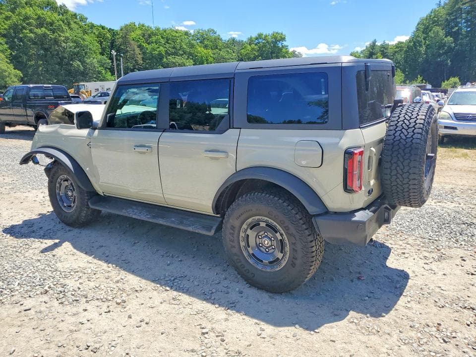 2025 FORD BRONCO OUTER BANKS 2