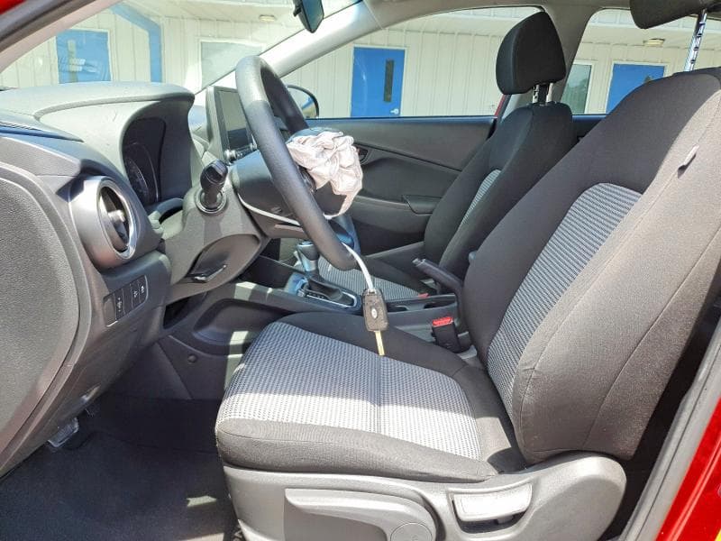 2022 HYUNDAI KONA SE 7