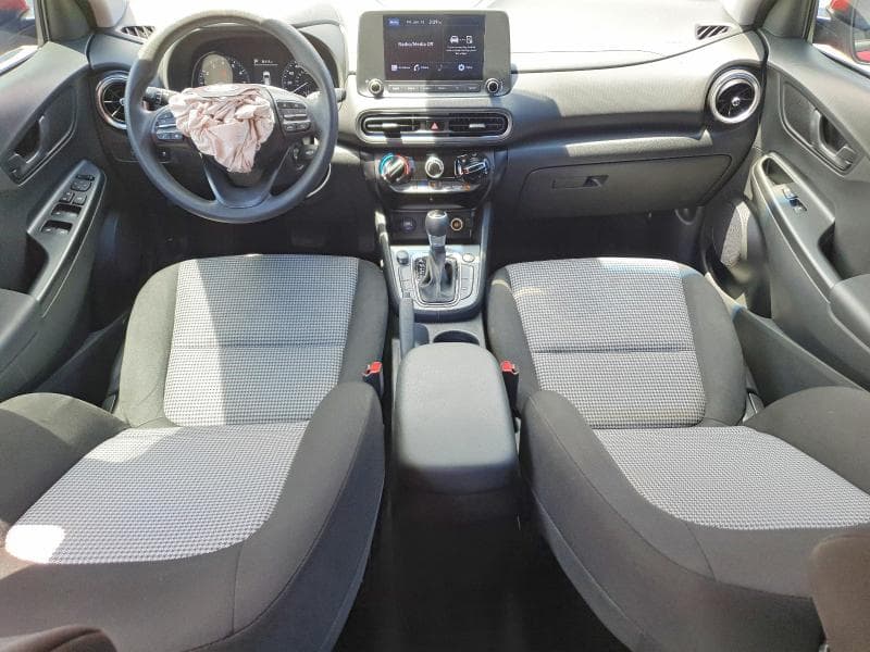 2022 HYUNDAI KONA SE 8