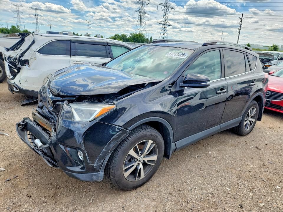 2017 TOYOTA RAV4 XLE 1