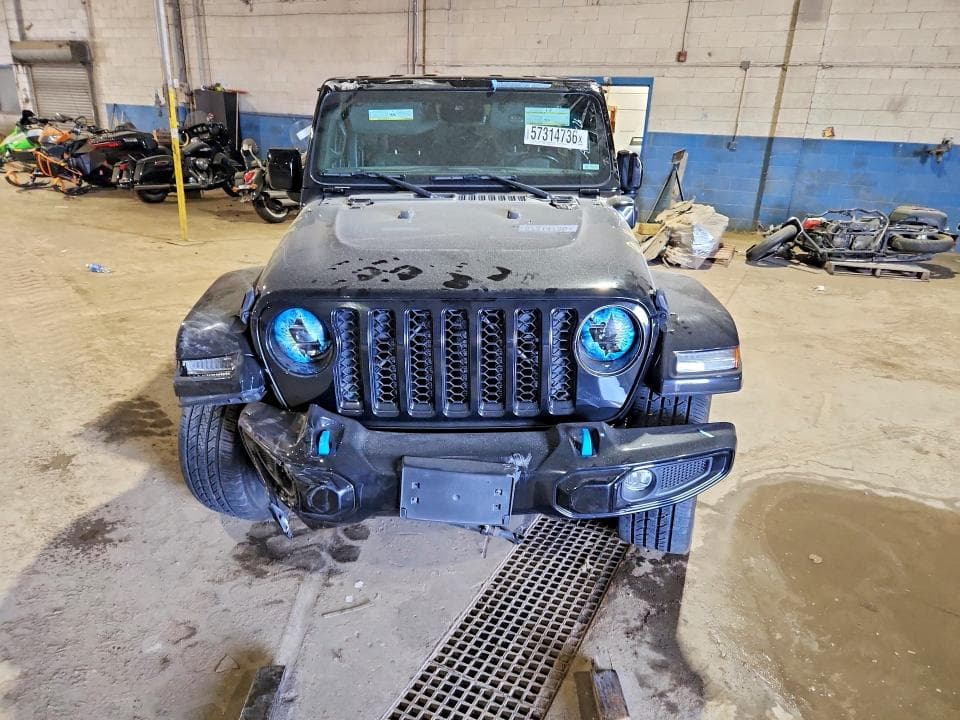 2021 JEEP WRANGLER UNLIMITED SAHARA 4XE 5
