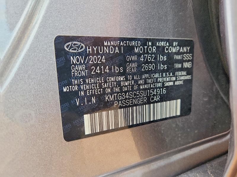 2025 GENESIS G70 2.5T STANDARD 2.5T STANDARD 12
