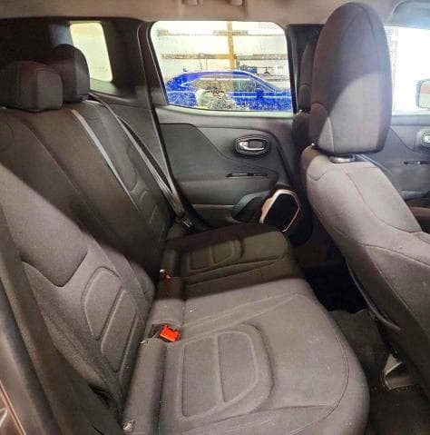 2018 JEEP RENEGADE LATITUDE 11