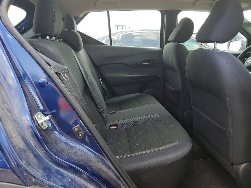2018 NISSAN KICKS SV 10