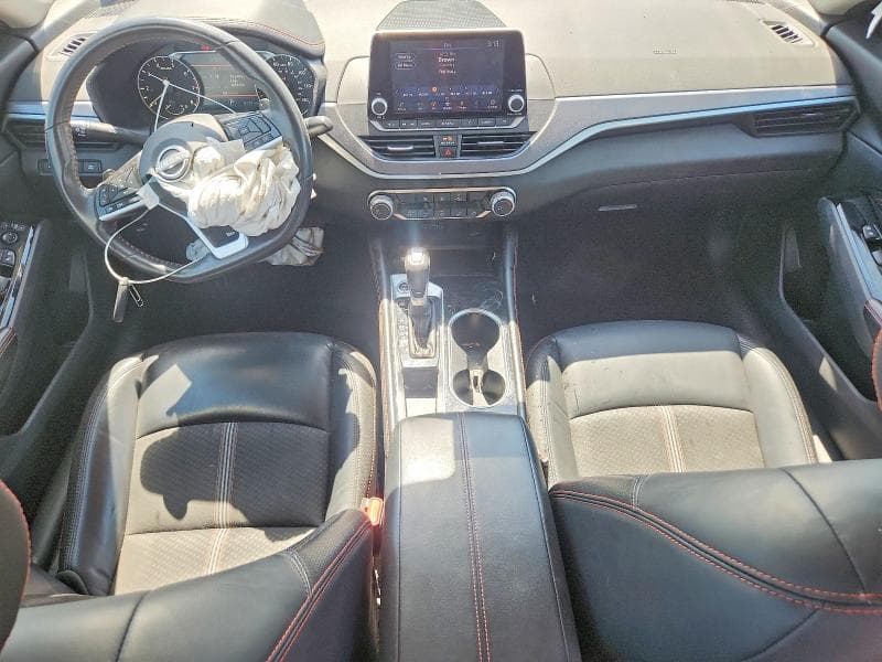 2023 NISSAN ALTIMA SR 8