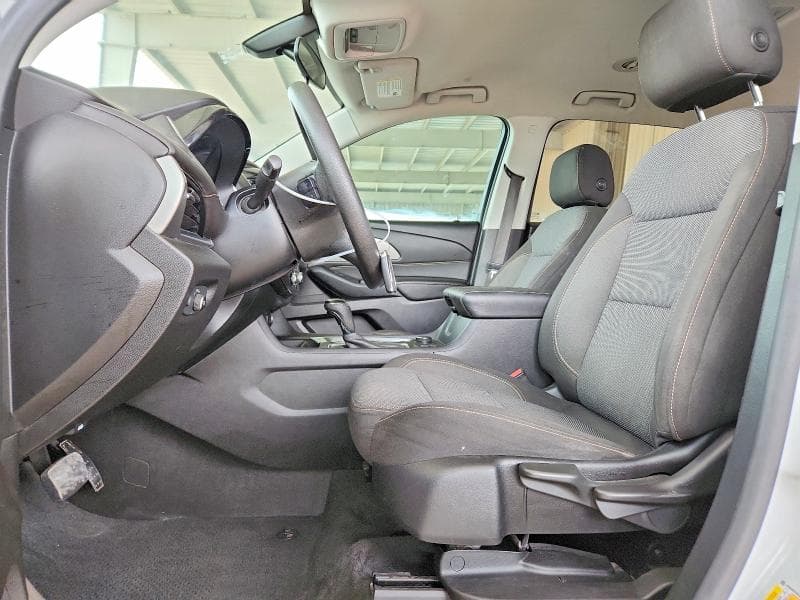 2020 CHEVROLET TRAVERSE LS 7