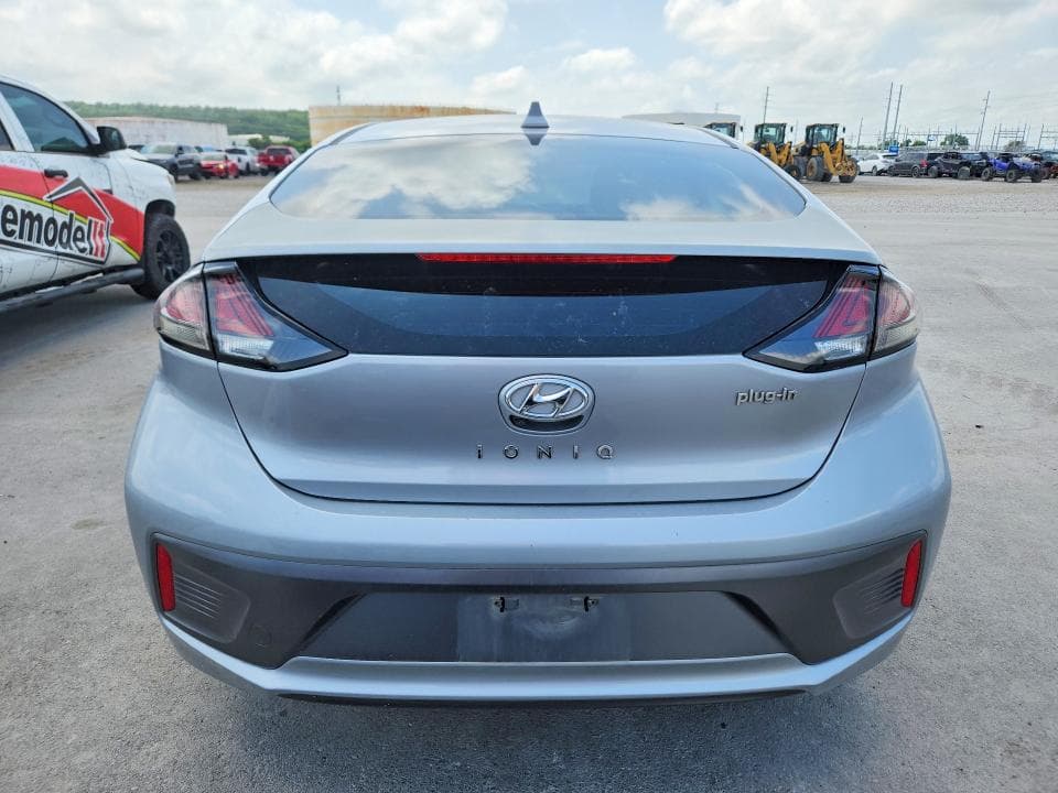 2020 HYUNDAI IONIQ SE 6