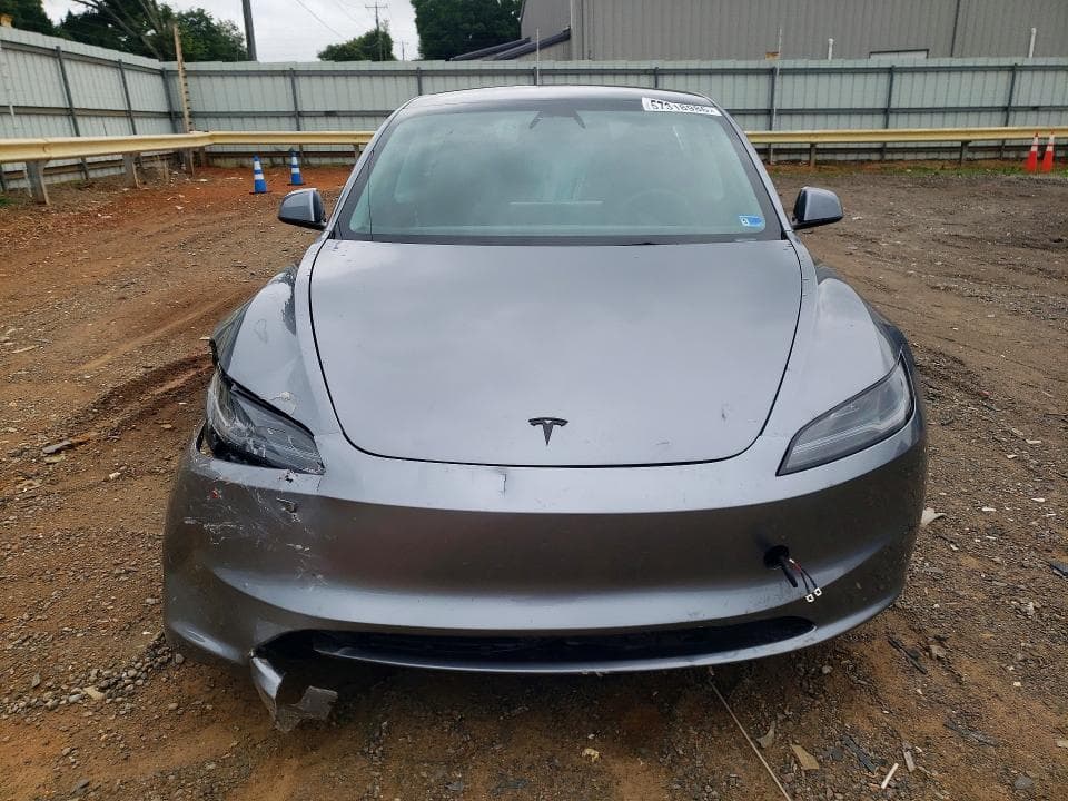 2026 TESLA MODEL 3 5
