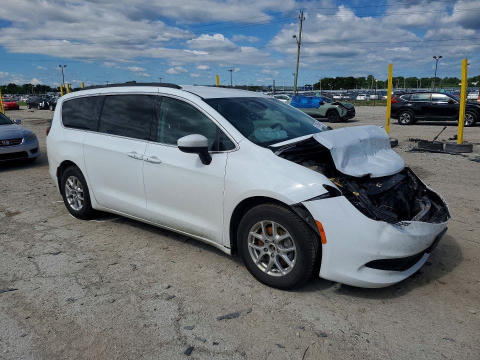 2021 CHRYSLER VOYAGER LXI 4